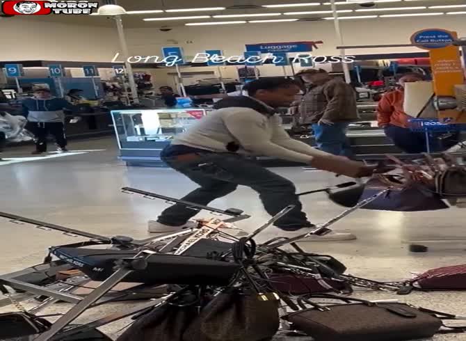 Video :Californian Christmas - a leisurely fly during the day